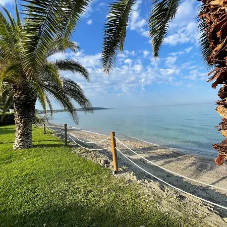 Holiday home Seafront Family Calypso *